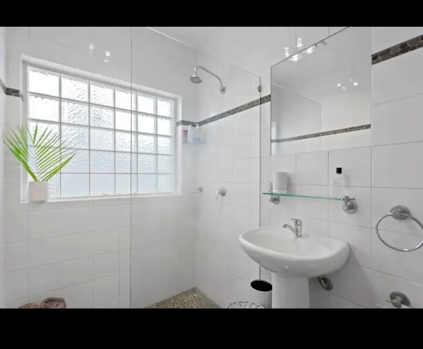 Unfurnished room with own bathroom