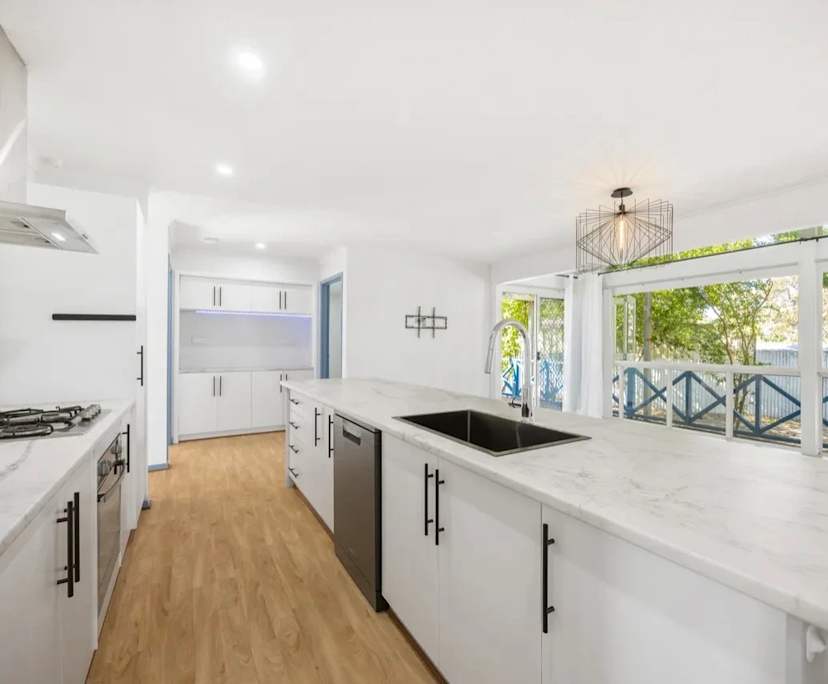 Unfurnished room in a share house