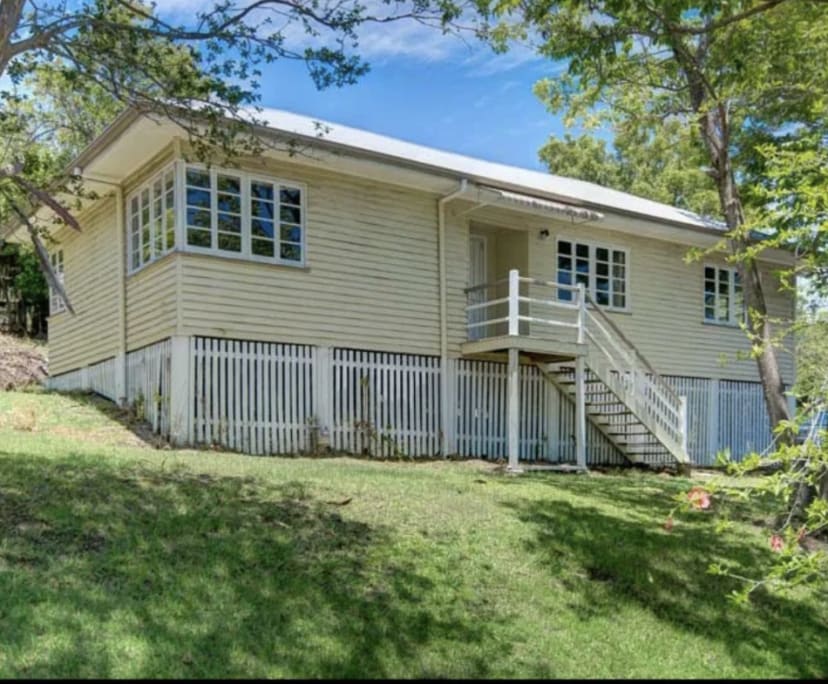 Room for Rent in Indooroopilly, Brisbane 230, Unf...