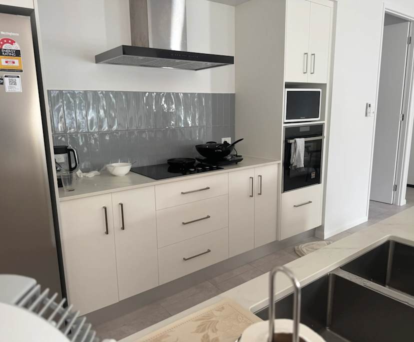 $300, Share-house, 4 bathrooms, Edmonton QLD 4869