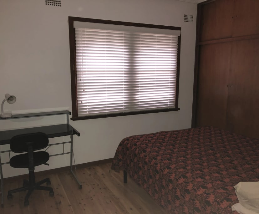 Room in a share house