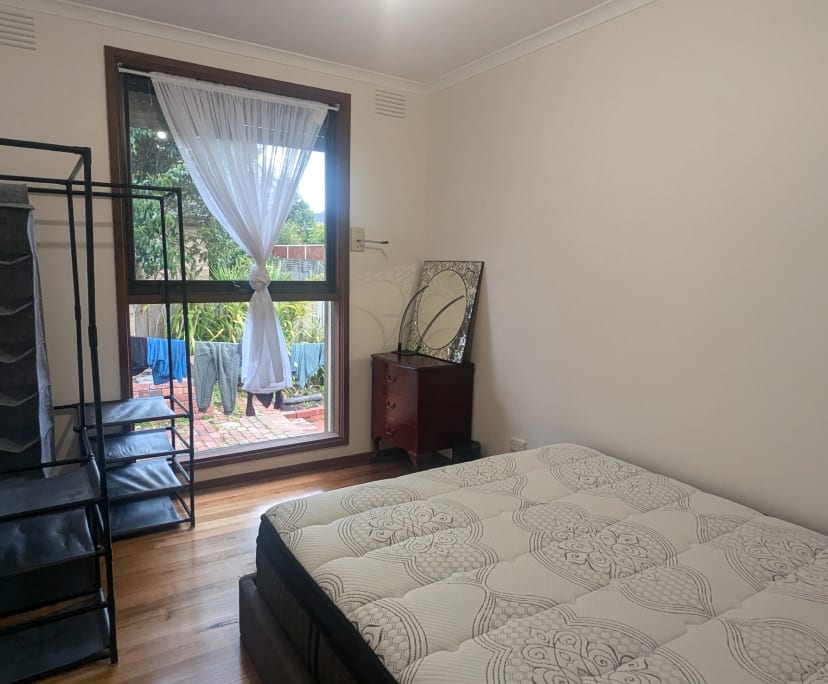 Room for Rent in Glen Waverley, Melbourne 200, Fl...