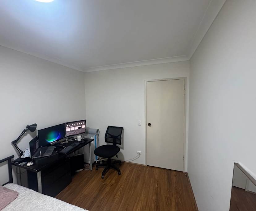 Whole property with 2 rooms for rent