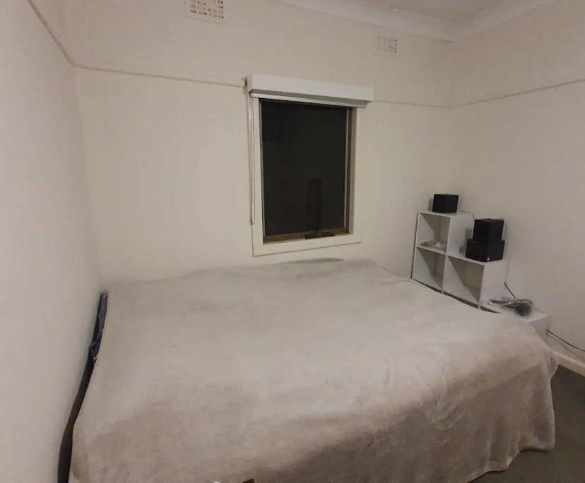 Room in a share house