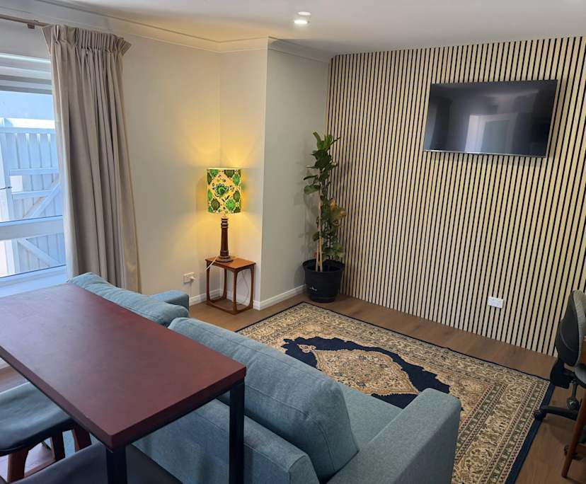 $365, Granny-flat, 1 bathroom, Lathlain WA 6100