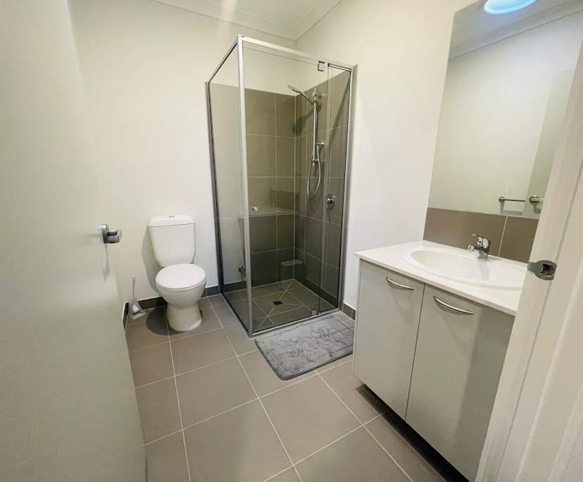 $280, Share-house, 5 bathrooms, Lara VIC 3212