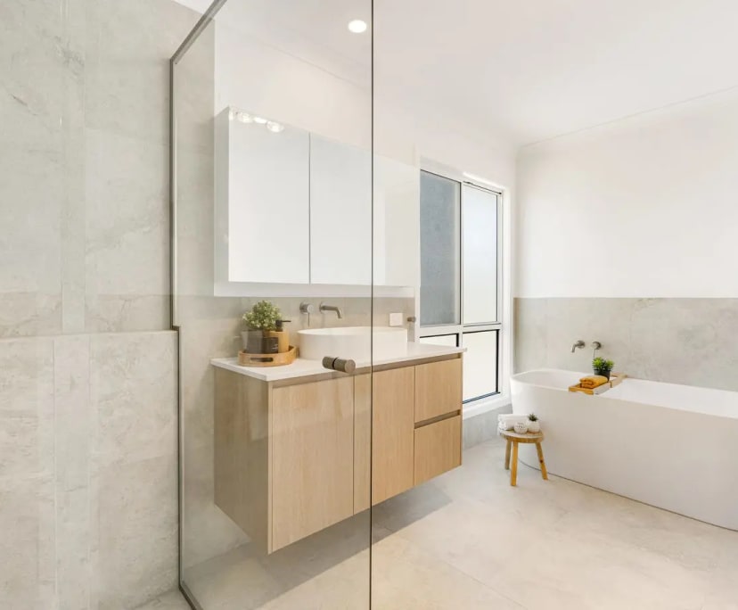Furnished room with own bathroom