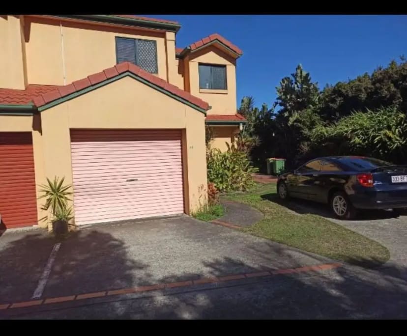 $200, Share-house, 3 bathrooms, Merrimac QLD 4226