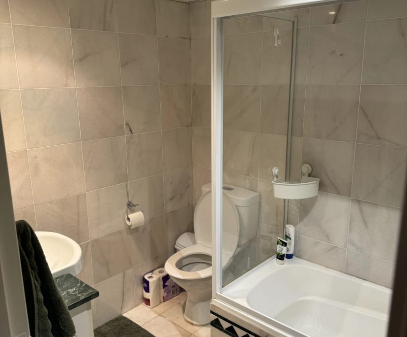 $450, Flatshare, 2 bathrooms, Randwick NSW 2031
