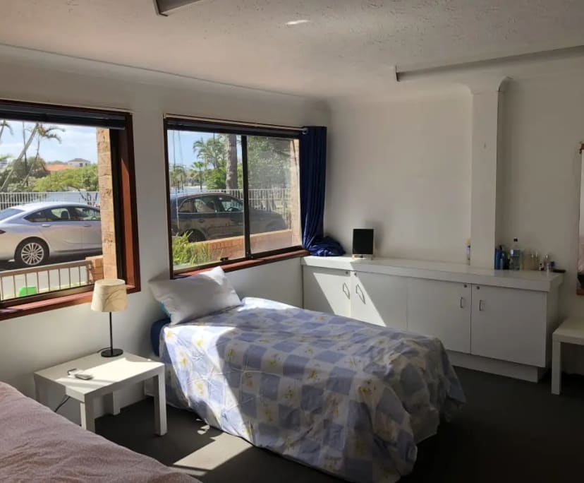 $130-135, Student-accommodation, 2 rooms, Surfers Paradise QLD 4217, Surfers Paradise QLD 4217
