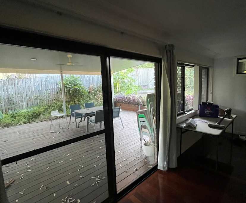 $350, Share-house, 6 bathrooms, Greenslopes QLD 4120