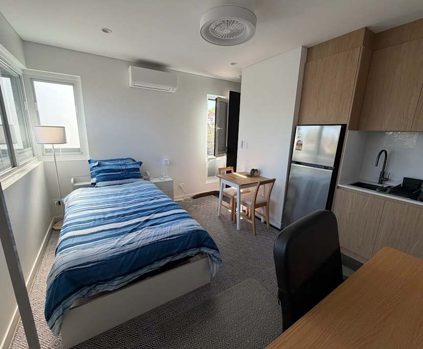 Furnished room studio flat for rent