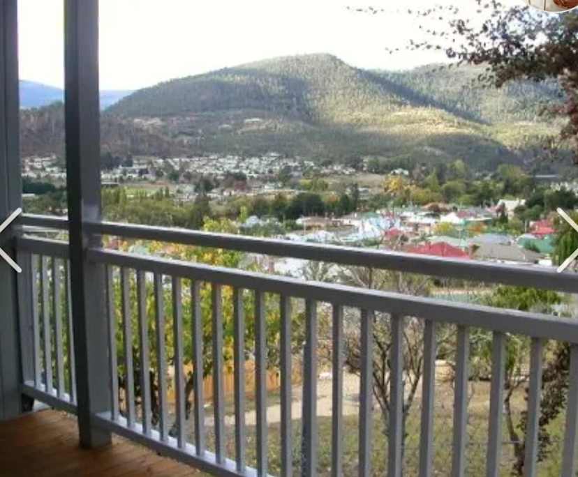 Unfurnished room with own bathroom