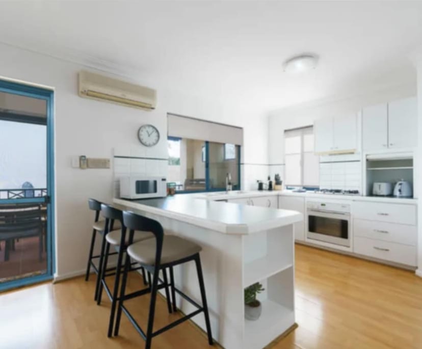 $300, Share-house, 3 bathrooms, Perth WA 6000