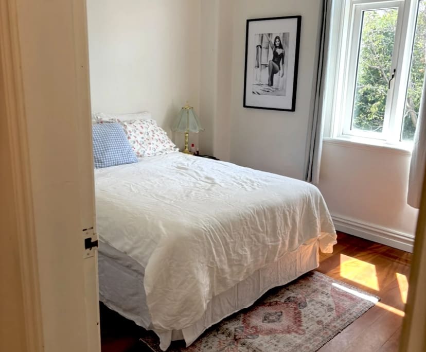 Unfurnished room in a share house