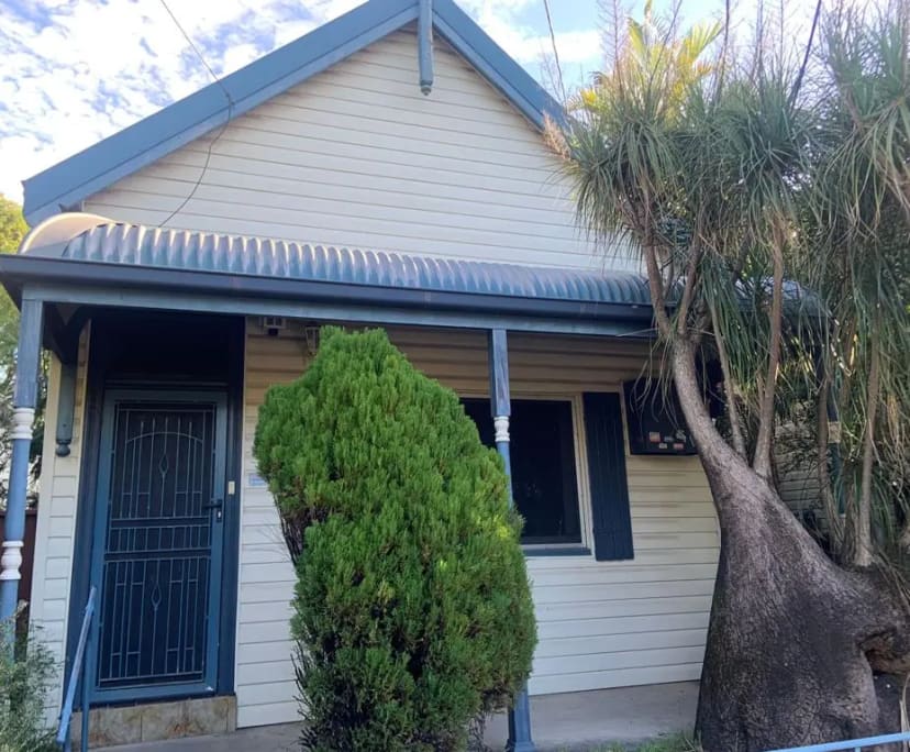 $250, Share-house, 4 bathrooms, St Peters NSW 2044