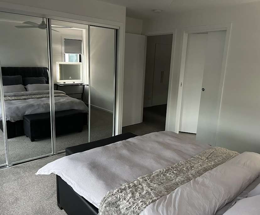 Room with ensuite in a share house