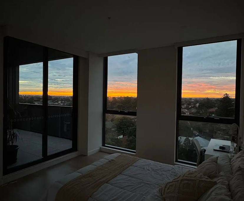 Furnished room in a flatshare