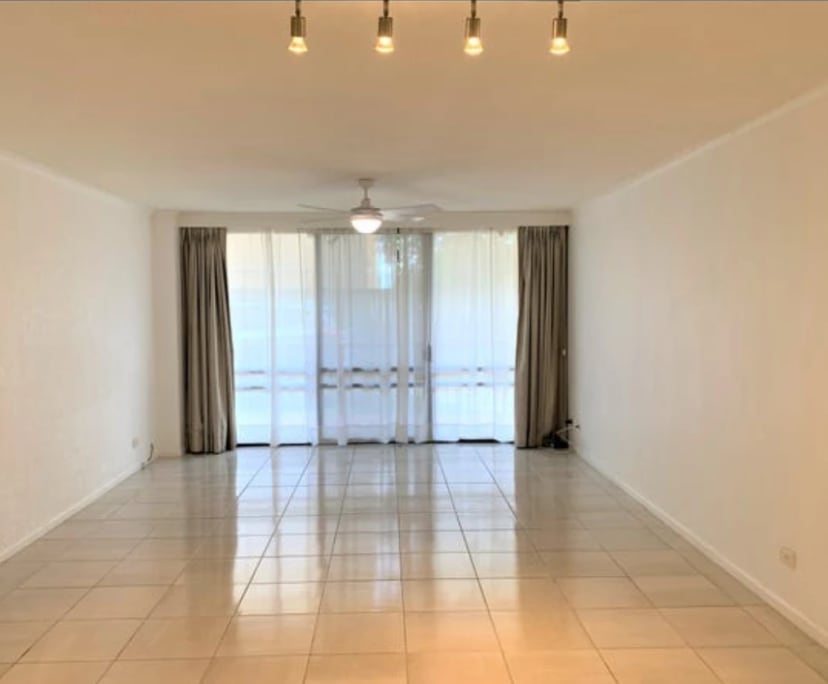 Unfurnished room in a flatshare