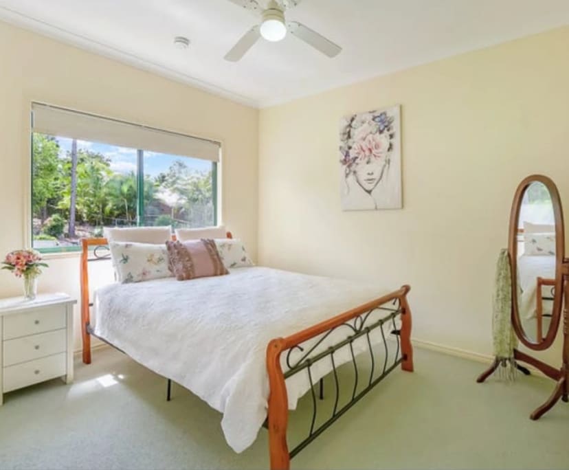 Furnished room in a share house