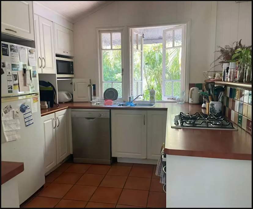 Unfurnished room in a share house