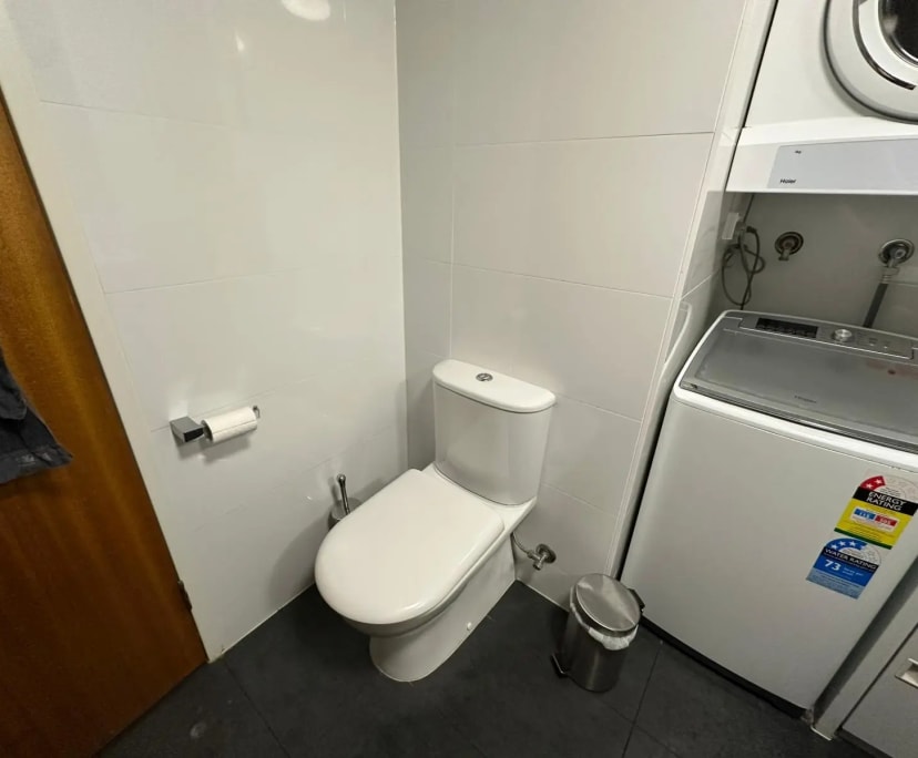 $500, Flatshare, 2 bathrooms, New Farm QLD 4005