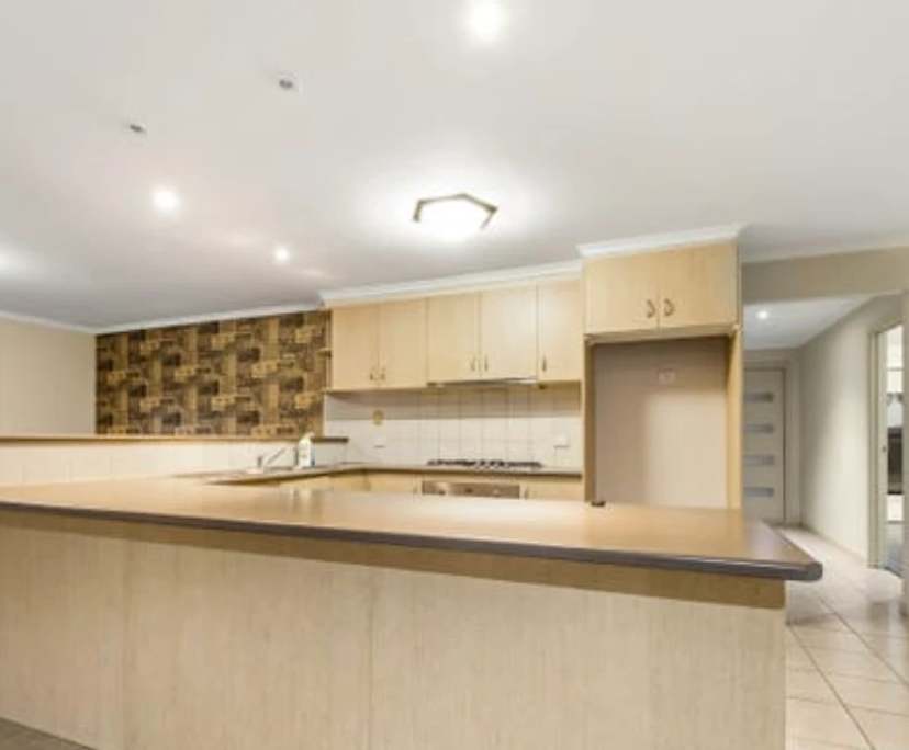 $210, Share-house, 4 bathrooms, Cranbourne VIC 3977