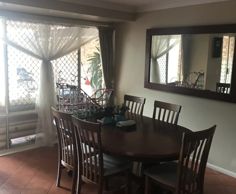 $250-300, Share-house, 2 rooms, Parkwood QLD 4214, Parkwood QLD 4214