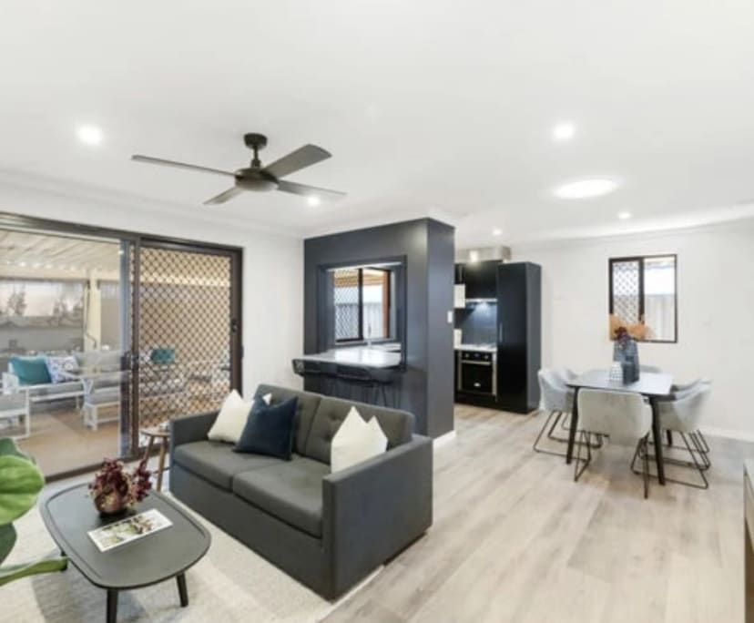Furnished room in a share house