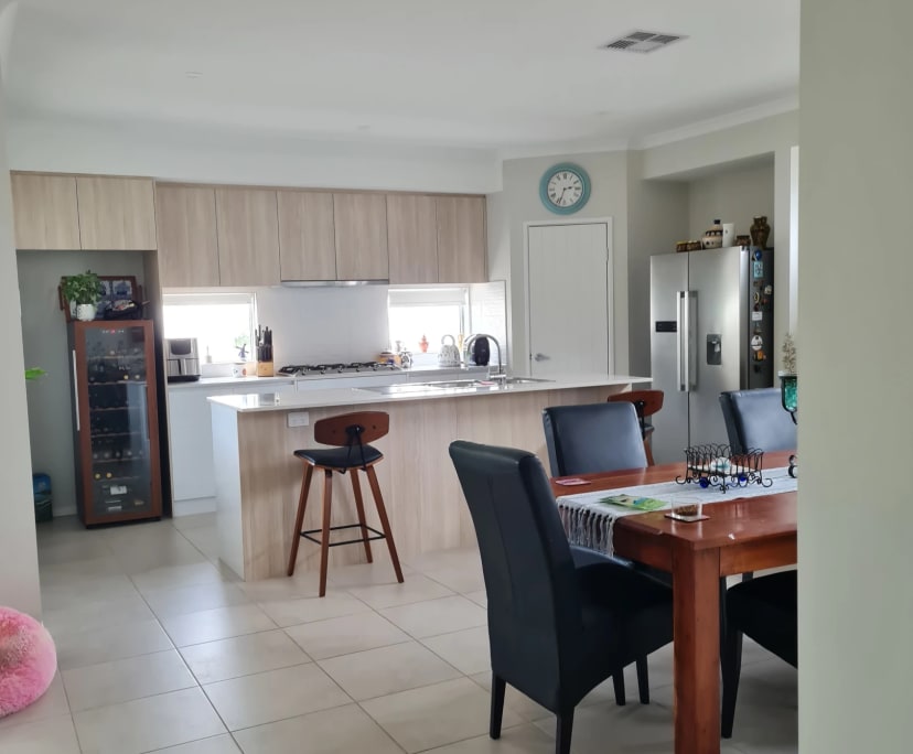 $350, Share-house, 3 bathrooms, Spearwood WA 6163