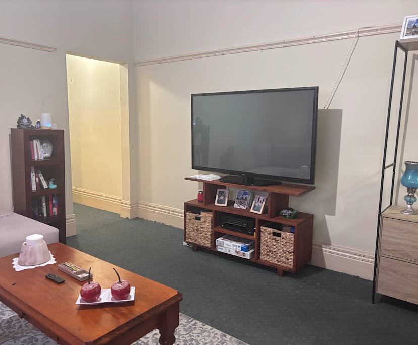 Whole property with 2 rooms for rent