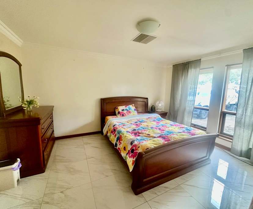 Furnished room in a share house