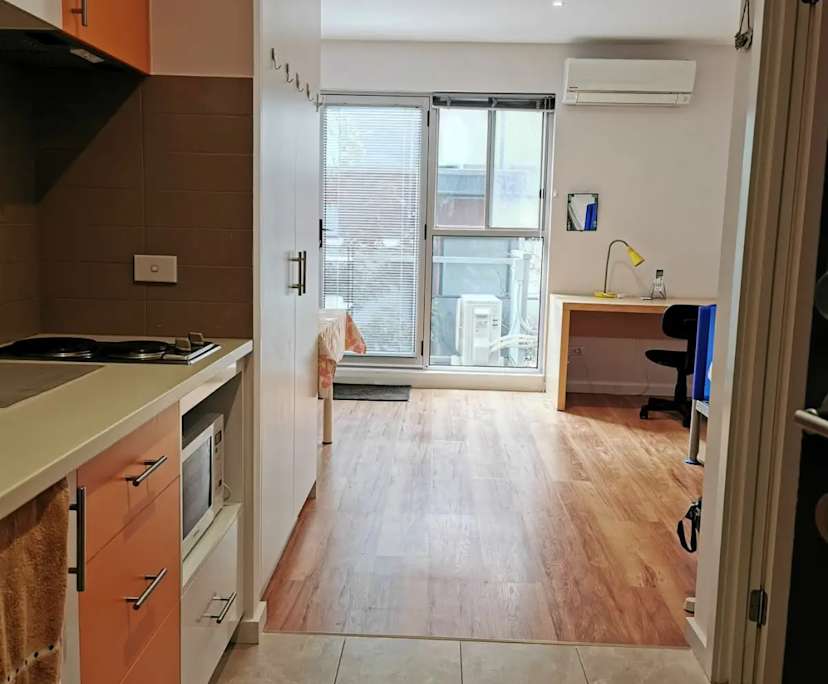 Room studio flat for rent