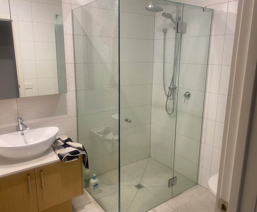 Unfurnished room with own bathroom