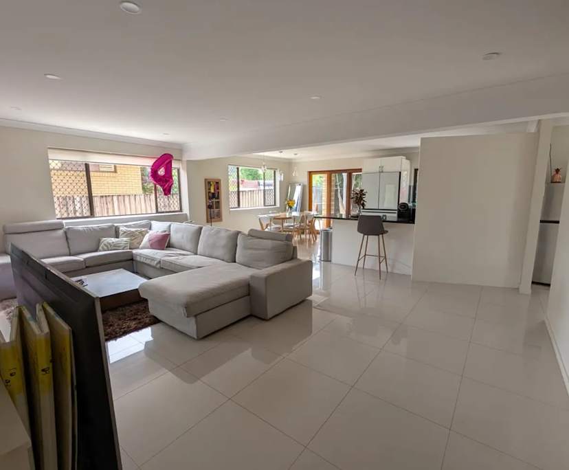 $395, Homestay, 6 bathrooms, The Gap QLD 4061