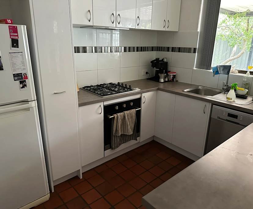 Unfurnished room in a share house