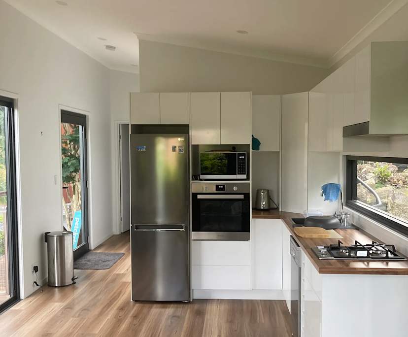 $425, Granny-flat, 1 bathroom, Mount Gravatt East QLD 4122