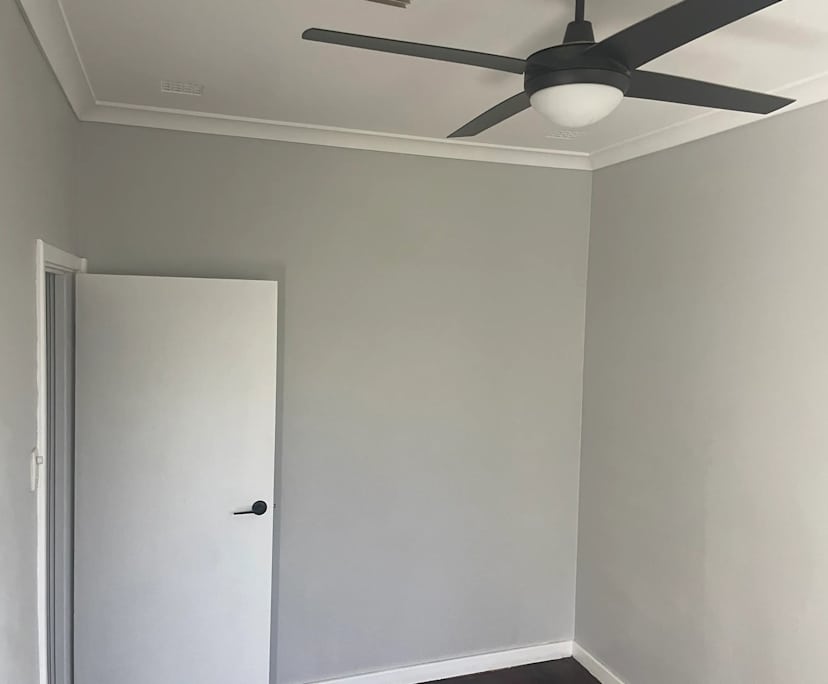Unfurnished room in a share house