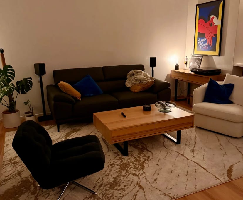 Furnished room with own bathroom