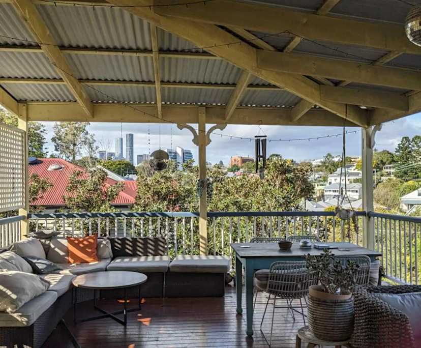 Room in a share house