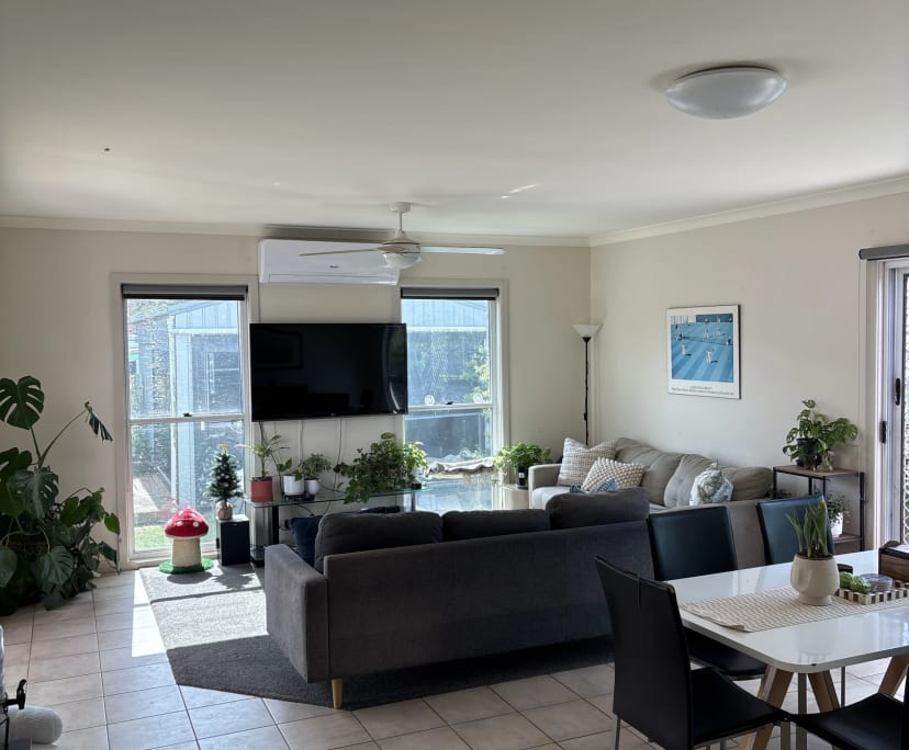 Unfurnished room in a share house