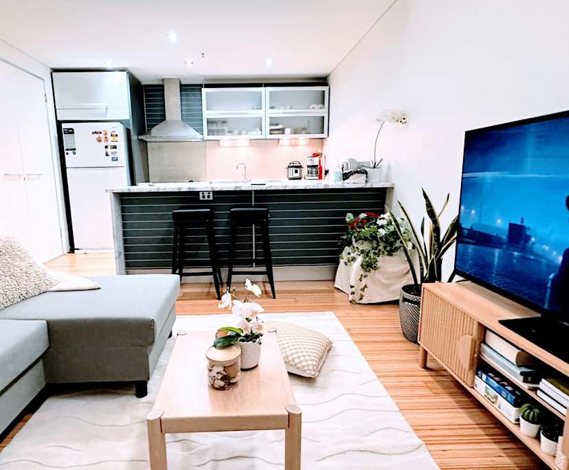 $1,125, 1-bed, 1 bathroom, Perth WA 6000