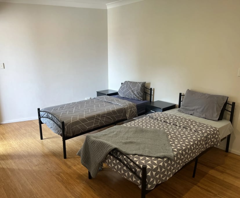 $300, Flatshare, 3 bathrooms, Chippendale NSW 2008
