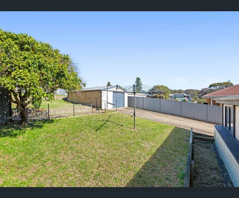 $300, Share-house, 3 bathrooms, Malua Bay NSW 2536