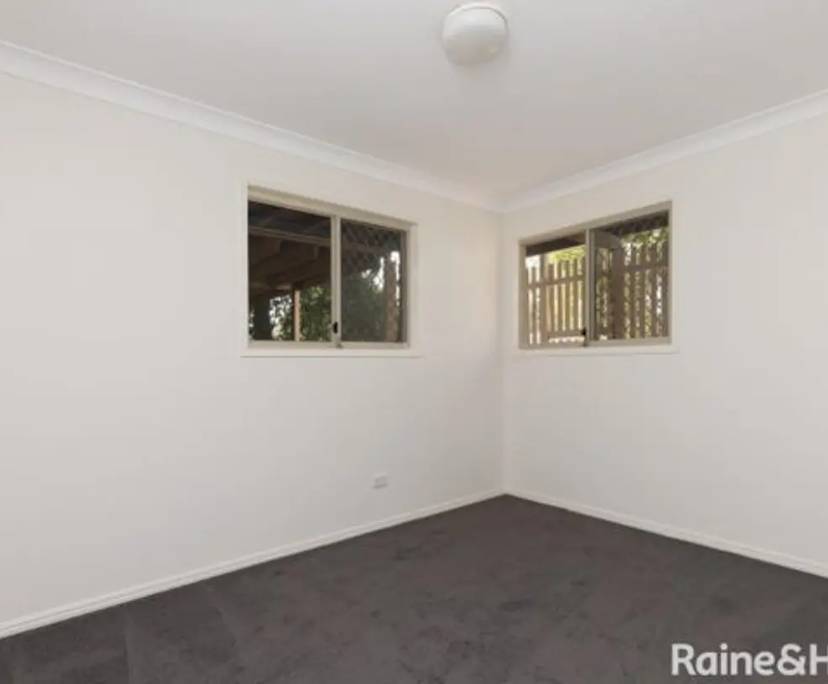 Unfurnished room in a share house