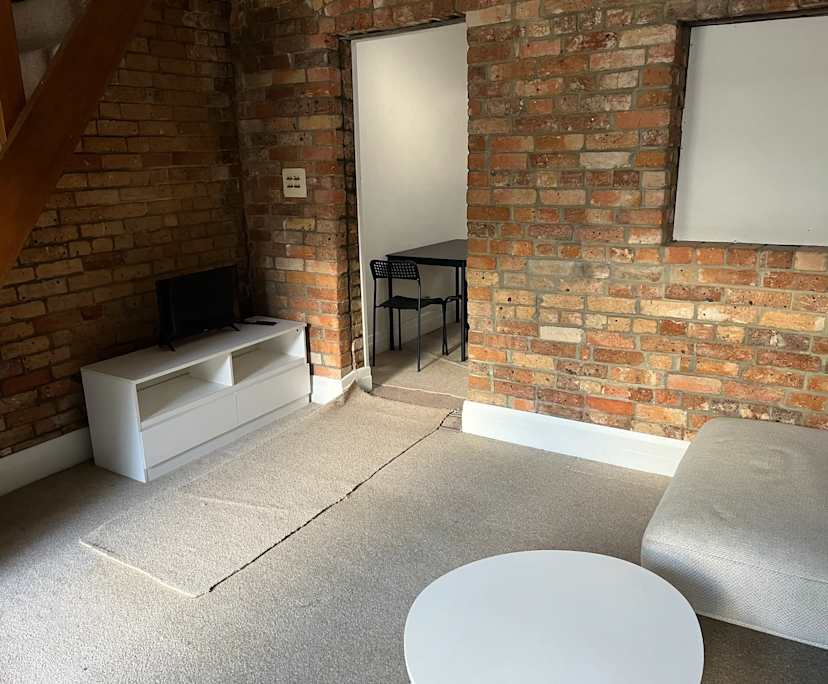 $1,050, Whole-property, 3 bathrooms, Darlington NSW 2008