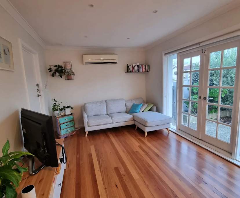 Unfurnished room in a share house