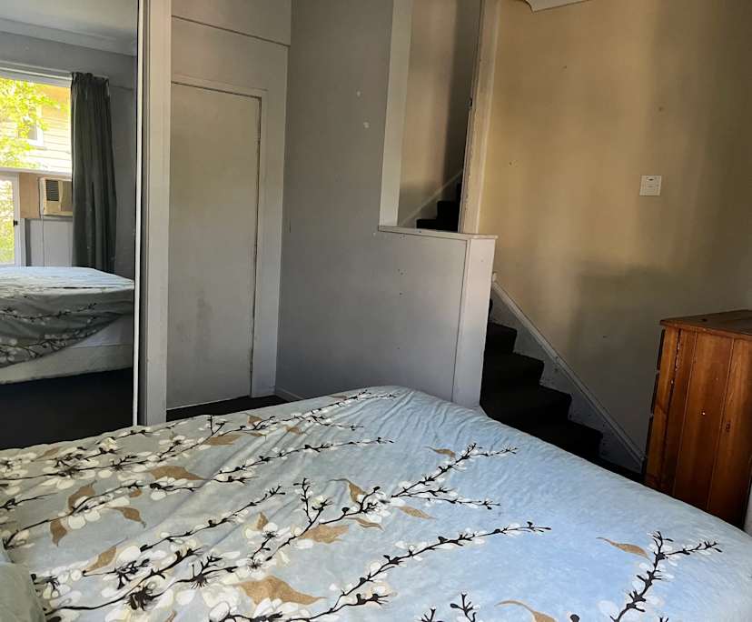 $400, Share-house, 3 bathrooms, Saint Lucia QLD 4067