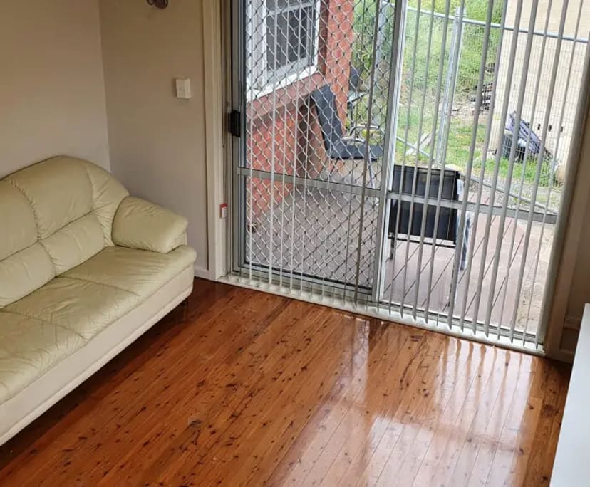 $240, Share-house, 6 bathrooms, Warilla NSW 2528