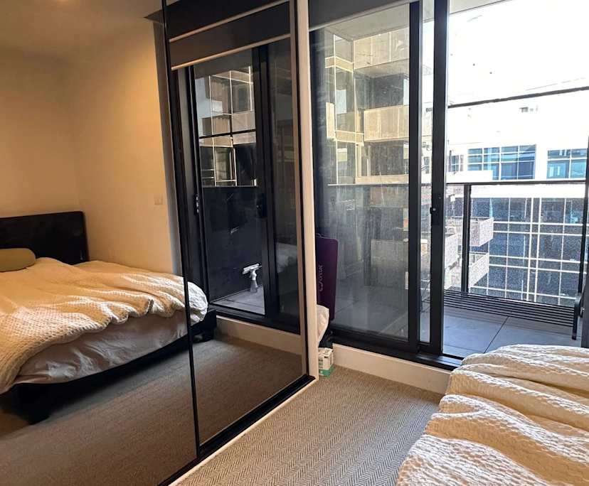 Furnished room in a flatshare